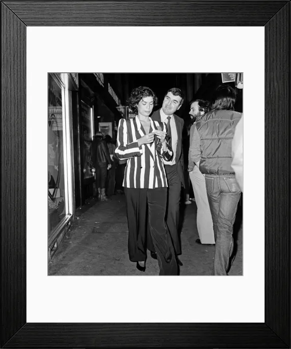 Framed Print : Bianca Jagger at Raymond Revuebar. 5th July 1981 Framed Print : Bianca Jagger at Raymond Revuebar. 5th July 1981