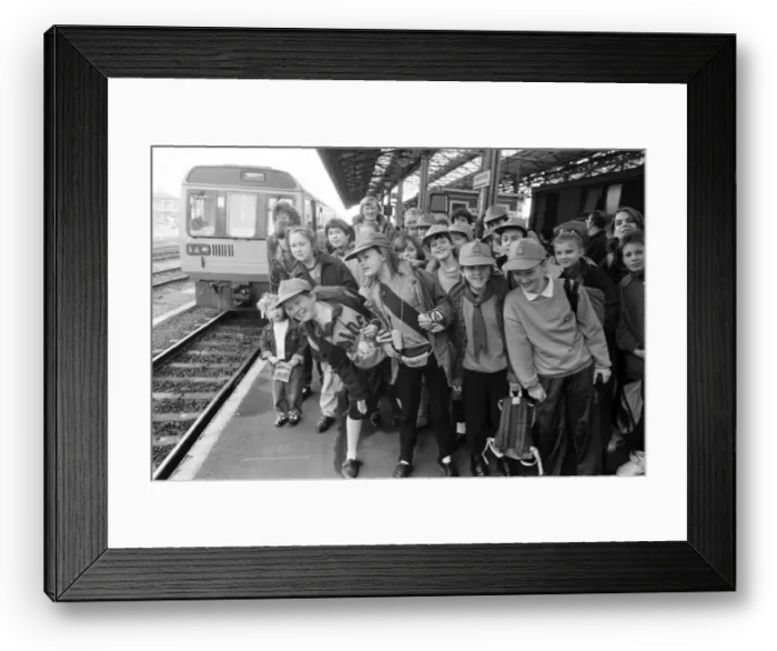 Framed Print : York here we come - these Cowlersley and Slaithwaite guides Framed Print : York here we come - these Cowlersley and Slaithwaite guides