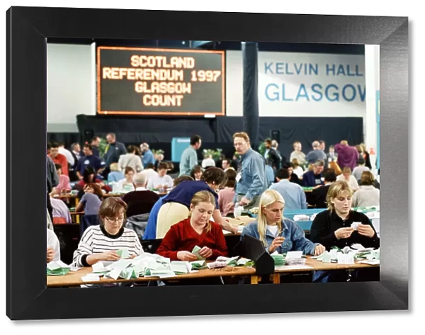 Scotland Referendum count, Kelvin Hall, Glasgow. 12th September 1997