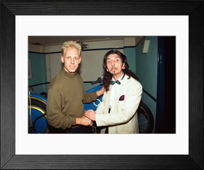 Framed Print : Martine McCutcheon visits Nue Valbonne Nightclub. 8th October 1995