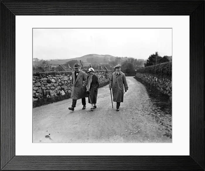Framed Print : David Lloyd George, British Prime Minister, on holiday in Criccieth, Cardigan Bay, Wales Framed Print : David Lloyd George, British Prime Minister, on holiday in Criccieth, Cardigan Bay, Wales