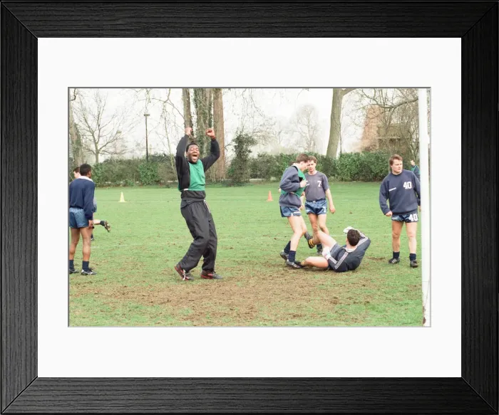 Framed Print : Lenny Henry training with Reading FC. 28th March 1991 Framed Print : Lenny Henry training with Reading FC. 28th March 1991