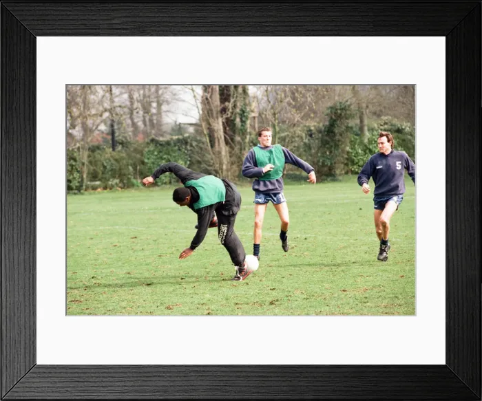 Framed Print : Lenny Henry training with Reading FC. 28th March 1991 Framed Print : Lenny Henry training with Reading FC. 28th March 1991