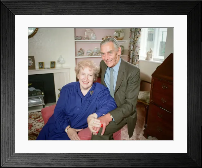 Framed Print : Denise Robertson feature. 27th October 1989 Framed Print : Denise Robertson feature. 27th October 1989