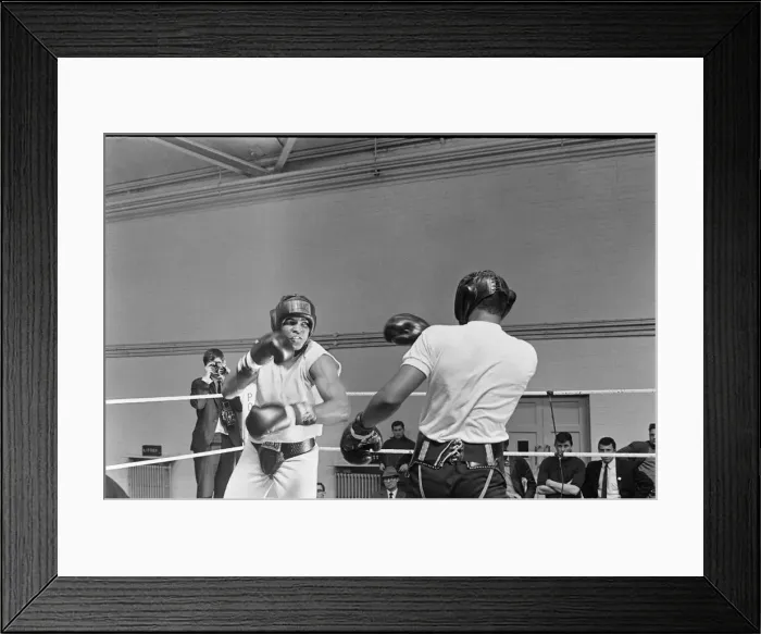 Framed Print : American world champion heavyweight boxer Muhammad Ali, formerly known as Cassius Clay Framed Print : American world champion heavyweight boxer Muhammad Ali, formerly known as Cassius Clay