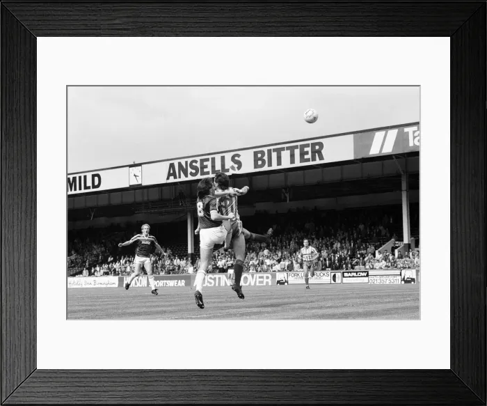 Framed Print : Aston Villa 1 - 2 Sheffield Wednesday First Division match held at Villa Park Framed Print : Aston Villa 1 - 2 Sheffield Wednesday First Division match held at Villa Park