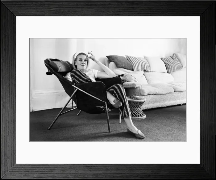 Framed Print : Vanessa Redgrave photographed for a Donald Zec feature. 2nd May 1966 Framed Print : Vanessa Redgrave photographed for a Donald Zec feature. 2nd May 1966