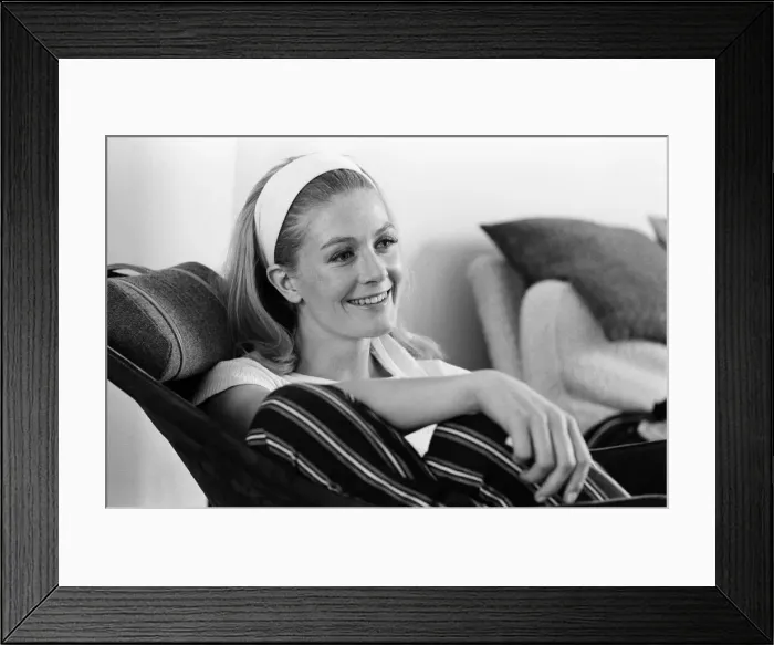 Framed Print : Vanessa Redgrave photographed for a Donald Zec feature. 2nd May 1966