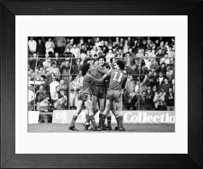 Framed Print : Chelsea 0-1 Liverpool, League match at Stamford Bridge, Saturday 3rd May 1986