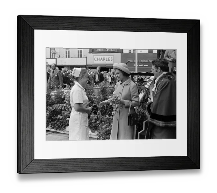 Framed Print : Queen Elizabeth II visits Stockton Town Centre during her Silver Jubilee tour Framed Print : Queen Elizabeth II visits Stockton Town Centre during her Silver Jubilee tour