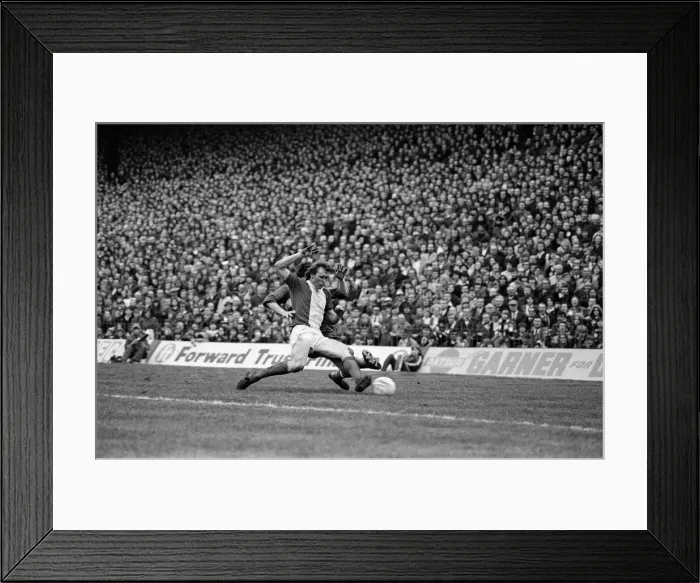 Framed Print : Birmingham City v Middlesbrough. Final score 1-0 to Birmingham City. FA Cup Quarter-final Framed Print : Birmingham City v Middlesbrough. Final score 1-0 to Birmingham City. FA Cup Quarter-final