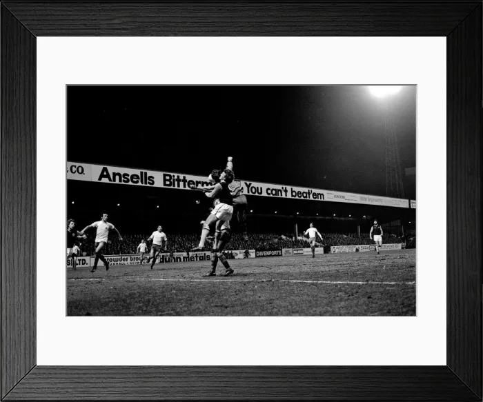 Framed Print : Aston Villa v Barcelona UEFA CUP 1978 played at Villa Park Framed Print : Aston Villa v Barcelona UEFA CUP 1978 played at Villa Park