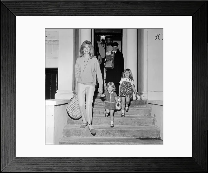 Framed Print : Vanessa Redgrave with her daughters Natasha and Joely Richardson. 12th May 1967 Framed Print : Vanessa Redgrave with her daughters Natasha and Joely Richardson. 12th May 1967