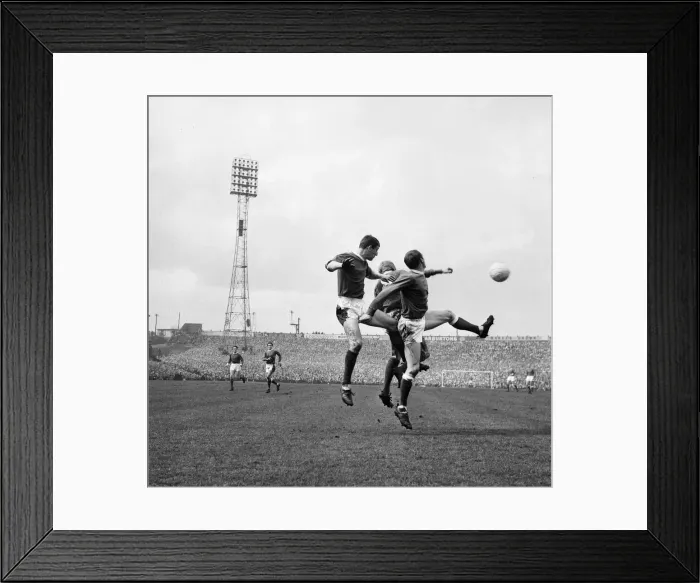 Framed Print : FA Cup Semi Final match at Burnden Park, Bolton. Everton 1 v Manchester United 0 Framed Print : FA Cup Semi Final match at Burnden Park, Bolton. Everton 1 v Manchester United 0
