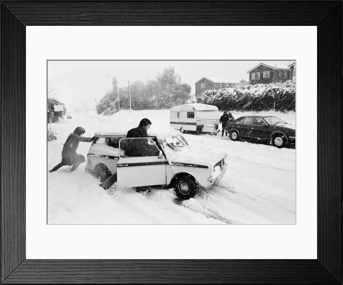 Framed Print : April 23rd to 26th 1981 brought the coldest spell of weather the UK had experienced Framed Print : April 23rd to 26th 1981 brought the coldest spell of weather the UK had experienced