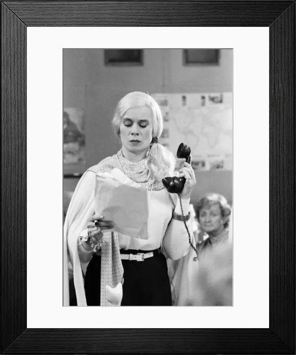 Framed Print : Victoria Wood As Seen on TV, television series, filming comedy sketches of Acorn Antiques Framed Print : Victoria Wood As Seen on TV, television series, filming comedy sketches of Acorn Antiques