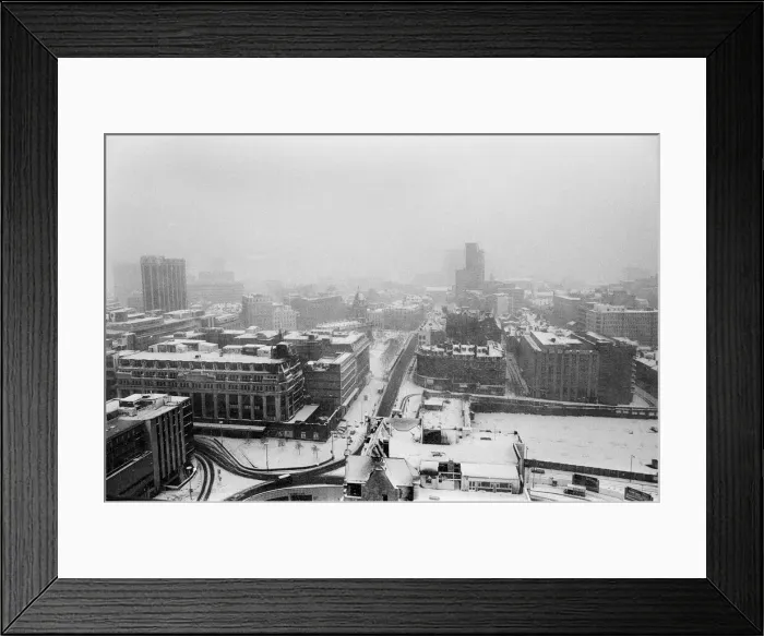 Framed Print : April 23rd to 26th 1981 brought the coldest spell of weather the UK had experienced Framed Print : April 23rd to 26th 1981 brought the coldest spell of weather the UK had experienced