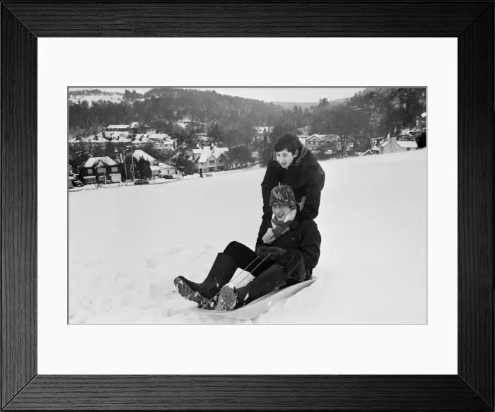 Framed Print : April 23rd to 26th 1981 brought the coldest spell of weather the UK had experienced Framed Print : April 23rd to 26th 1981 brought the coldest spell of weather the UK had experienced
