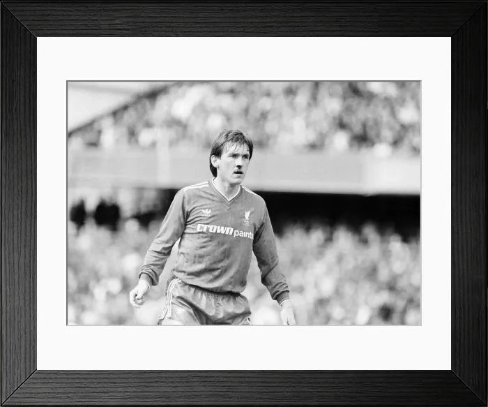 Framed Print : Chelsea 0-1 Liverpool, League match at Stamford Bridge, Saturday 3rd May 1986 Framed Print : Chelsea 0-1 Liverpool, League match at Stamford Bridge, Saturday 3rd May 1986