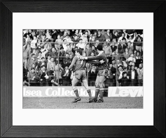 Framed Print : Chelsea 0-1 Liverpool, League match at Stamford Bridge, Saturday 3rd May 1986