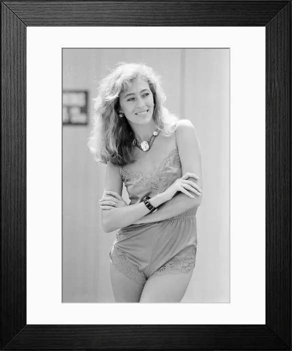 Framed Print : British Home Stores Fashions, Photo-shoot, London, 10th July 1985 Framed Print : British Home Stores Fashions, Photo-shoot, London, 10th July 1985