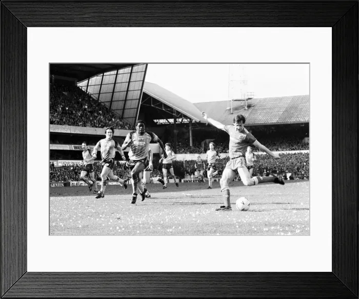 Framed Print : Liverpool 2-0 Southampton, FA Cup Semi Final match at White Hart Lane Framed Print : Liverpool 2-0 Southampton, FA Cup Semi Final match at White Hart Lane