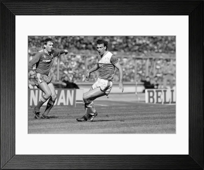 Framed Print : Liverpool 3-1 Everton, FA Cup Final 1986, Wembley Stadium, Saturday 10th May 1986