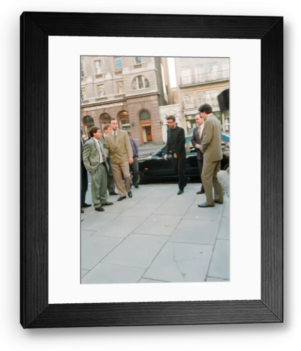 Framed Print : George Michael arriving at the Law Courts for his legal battle with Sony Framed Print : George Michael arriving at the Law Courts for his legal battle with Sony
