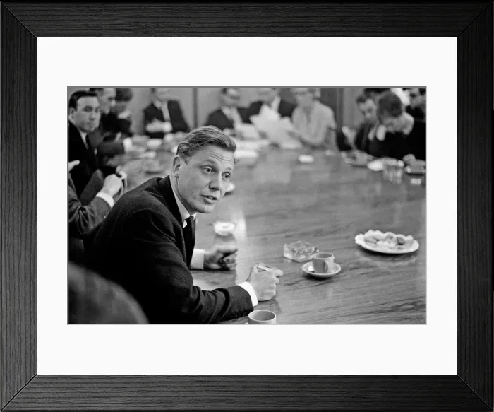 Framed Print : David Attenborough speaking at a BBC Conference. He is explaining that the launch Framed Print : David Attenborough speaking at a BBC Conference. He is explaining that the launch