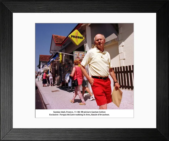 Framed Print : Fergus McCann villa Ares France June 1999 former Celtic chief executive staying in