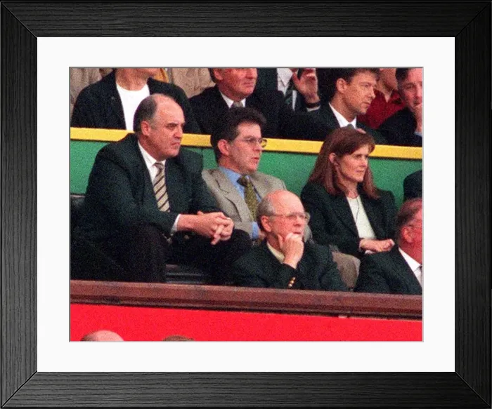 : Jock Brown and Fergus McCann watch match May 1998 : Jock Brown and Fergus McCann watch match May 1998