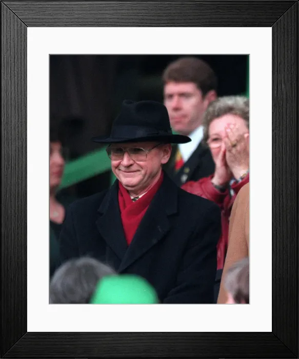 Framed Print : Fergus McCann at his last Celtic match April 1999 against Dundee Framed Print : Fergus McCann at his last Celtic match April 1999 against Dundee