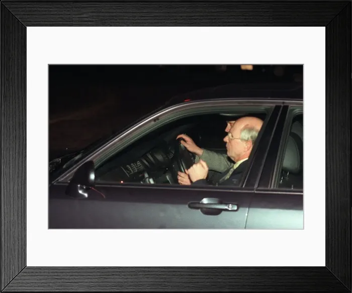 Framed Print : Fergus McCann Celtic FC chief executive February 1998 football chief leaves Celtic