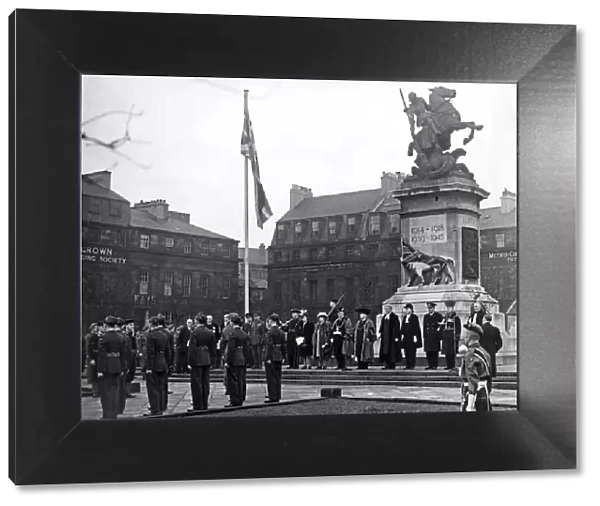 The war memorial at Eldon Square, Newcastle, Tyne and Wear. 15th November 1946