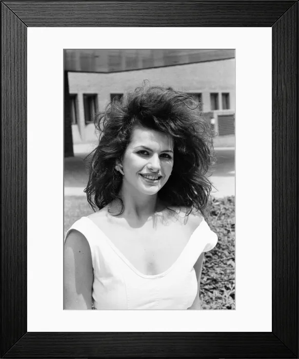 Framed Print : Cleo Rocos, Actress, pictured outside Southwark Crown Court, London, 21st June 1984 Framed Print : Cleo Rocos, Actress, pictured outside Southwark Crown Court, London, 21st June 1984