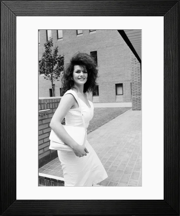 Framed Print : Cleo Rocos, Actress, pictured outside Southwark Crown Court, London, 21st June 1984 Framed Print : Cleo Rocos, Actress, pictured outside Southwark Crown Court, London, 21st June 1984