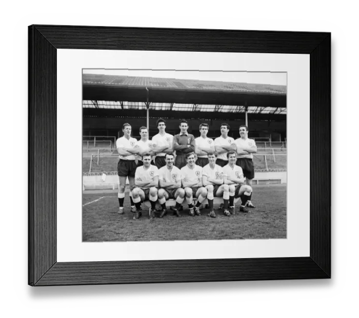 Framed Print : Tottenham Hotspur football team group shot. Back row left to right: Peter Baker