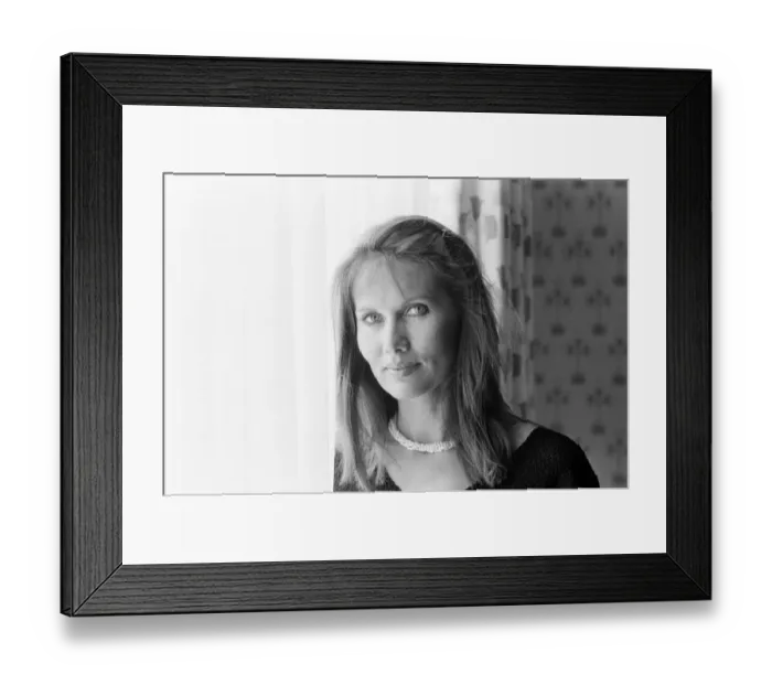 Framed Print : Maud Adams, actress, who will be starring in new James Bond film Octopussy as title