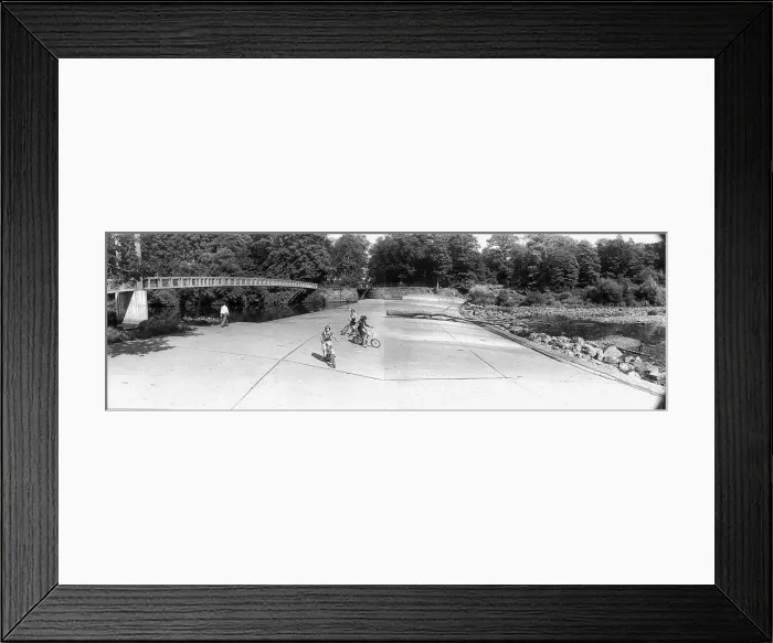 Framed Print : The River Taff at Blackweir during the drought of 1976. August 1976 Framed Print : The River Taff at Blackweir during the drought of 1976. August 1976