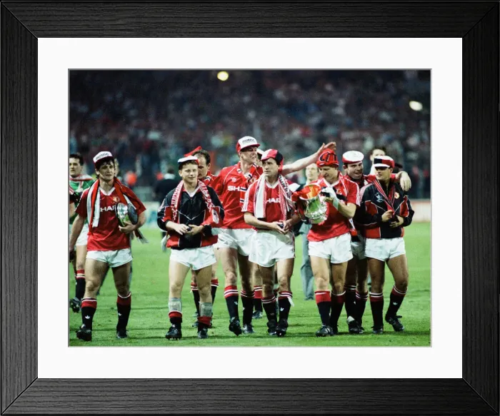 Framed Print : FA Cup 1990 REPLAY on 17th May 1990. Crystal Palace 0 Manchester United 1 Framed Print : FA Cup 1990 REPLAY on 17th May 1990. Crystal Palace 0 Manchester United 1