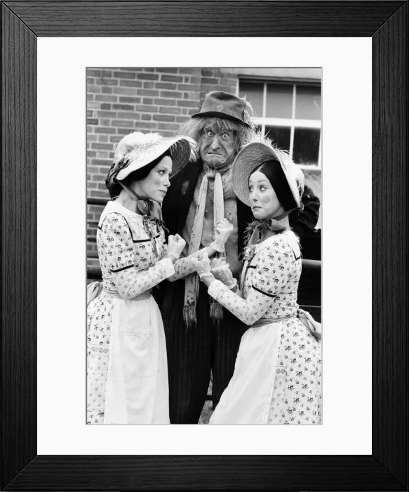 Framed Print : Childrens television favourite, Worzel Gummidge, gets enough trouble from Aunt Sally