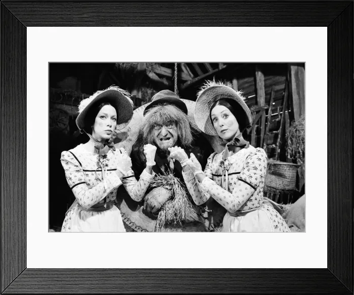 Framed Print : Childrens television favourite, Worzel Gummidge, gets enough trouble from Aunt Sally Framed Print : Childrens television favourite, Worzel Gummidge, gets enough trouble from Aunt Sally