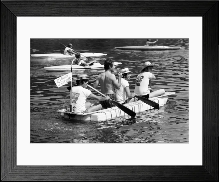 Framed Print : Water Carnival, Thameside, July 1976. General Scenes. Slough Round Table. Slough Superb Framed Print : Water Carnival, Thameside, July 1976. General Scenes. Slough Round Table. Slough Superb