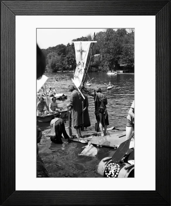 Framed Print : Water Carnival, Thameside, July 1976. General Scenes Framed Print : Water Carnival, Thameside, July 1976. General Scenes