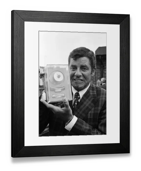Framed Print : American comedian Jerry Lewis, in London for cabaret season Framed Print : American comedian Jerry Lewis, in London for cabaret season