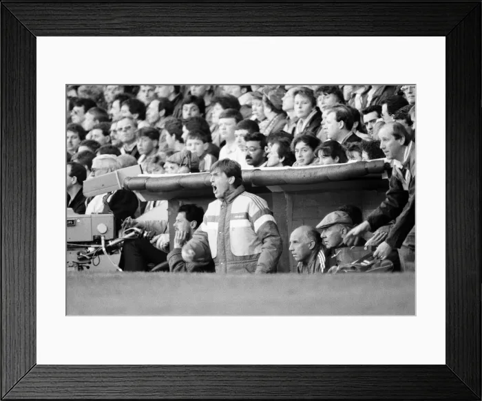 Framed Print : Liverpool 5-0 Nottingham Forest, league match at Anfield, Wednesday 13th April 1988 Framed Print : Liverpool 5-0 Nottingham Forest, league match at Anfield, Wednesday 13th April 1988
