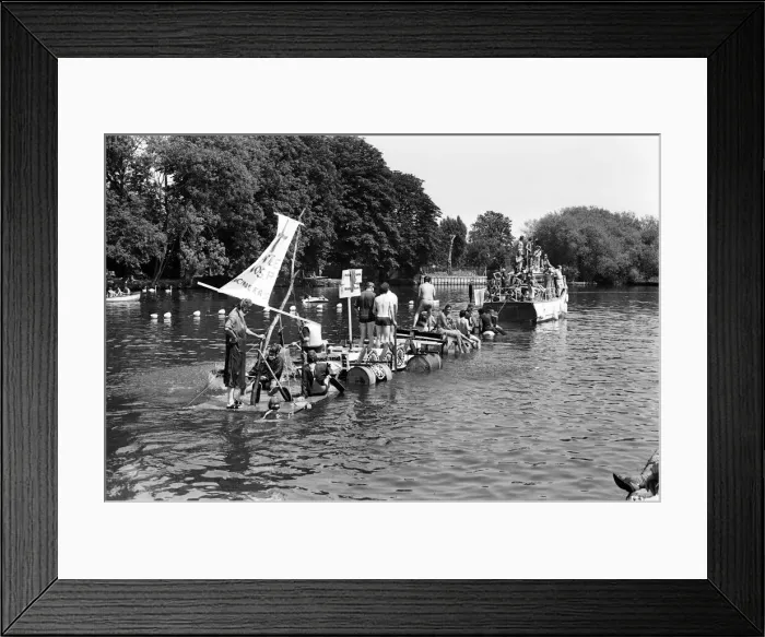 Framed Print : Water Carnival, Thameside, July 1976. General Scenes Framed Print : Water Carnival, Thameside, July 1976. General Scenes