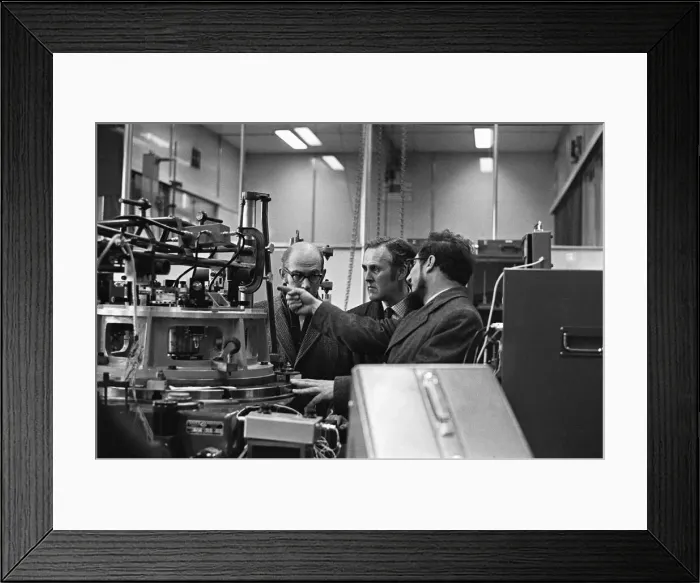 Framed Print : William Wolfe (centre) National Convenor (leader) of the Scottish National Party (SNP Framed Print : William Wolfe (centre) National Convenor (leader) of the Scottish National Party (SNP