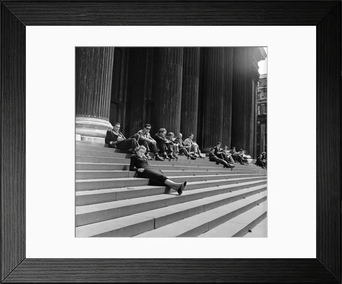 Framed Print : Lunch hour sunbathers sit on the steps of St Pauls Cathedral, London. 1st June 1954 Framed Print : Lunch hour sunbathers sit on the steps of St Pauls Cathedral, London. 1st June 1954