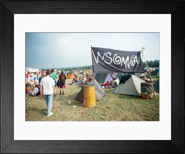 Framed Print : Glastonbury Festival. 27th June 1992 Framed Print : Glastonbury Festival. 27th June 1992